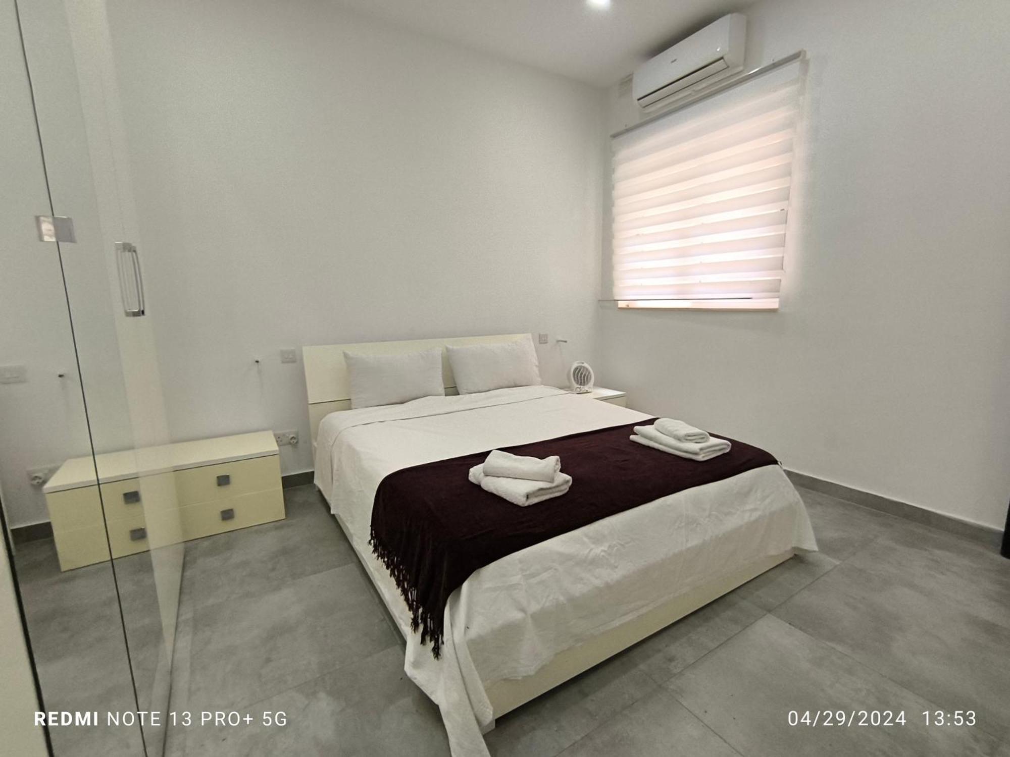 One Bedroom Tea Apartment Il-Gzira Exterior photo